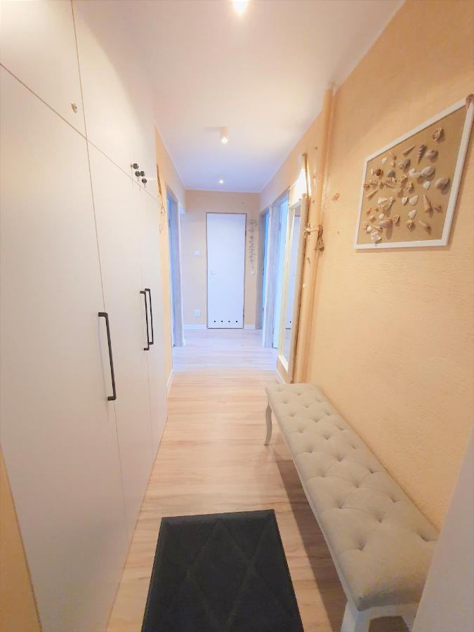 Wera - Klimatyczny Apartament 300 M Od Plazy Brzezno - Azw Гданск Екстериор снимка