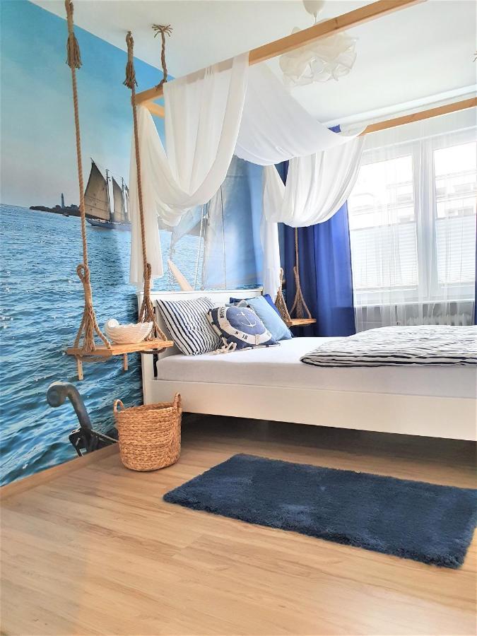 Wera - Klimatyczny Apartament 300 M Od Plazy Brzezno - Azw Гданск Екстериор снимка